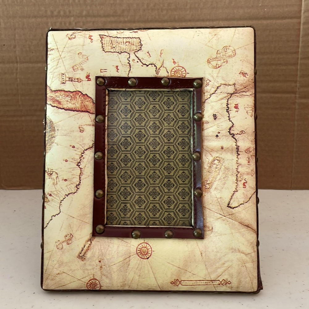 Map Picture Frame Photo Holder Atlas Pattern Home Office Decor